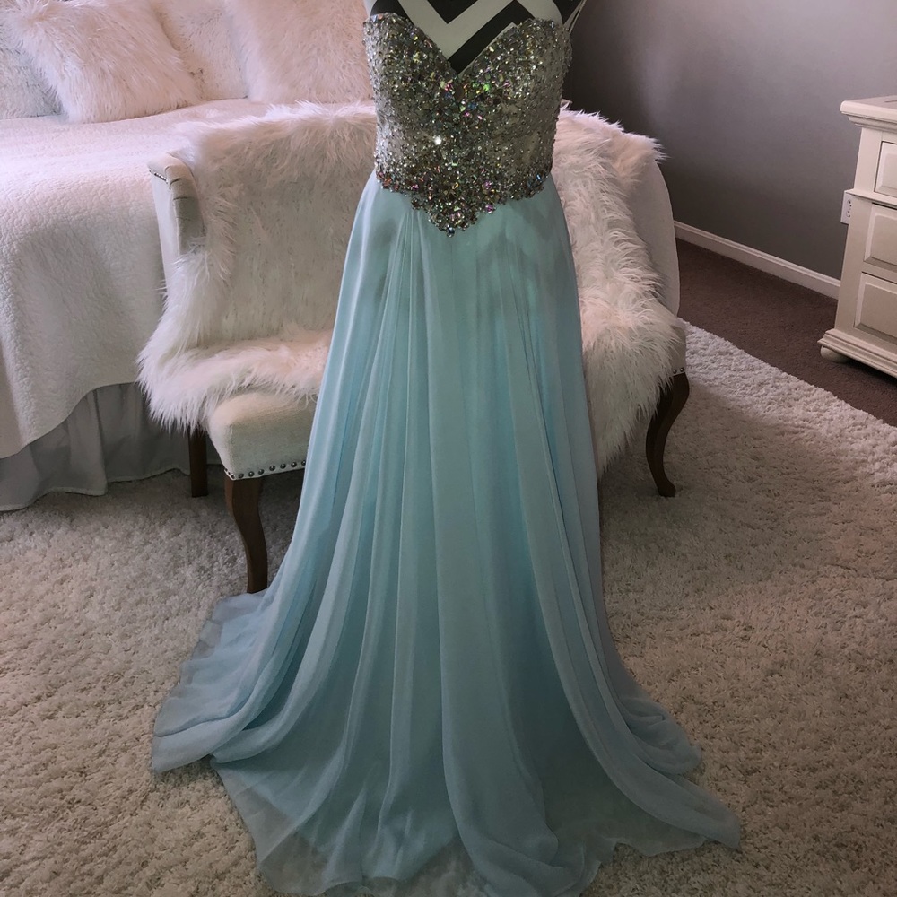 Prom dress